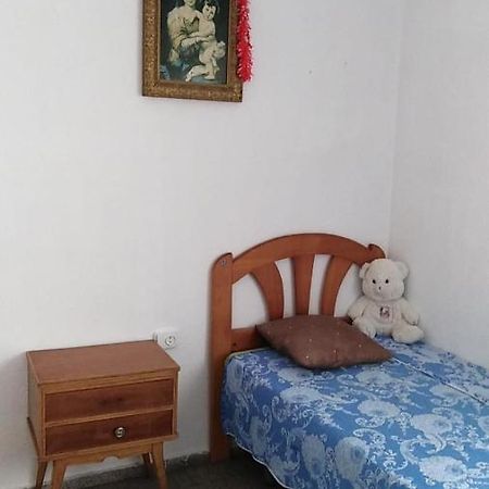 Room In Apartment 阿利坎特 外观 照片